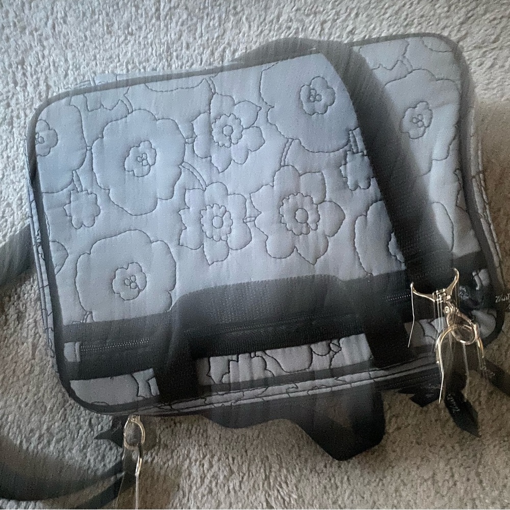 Thirty one makeup toilette travel bag